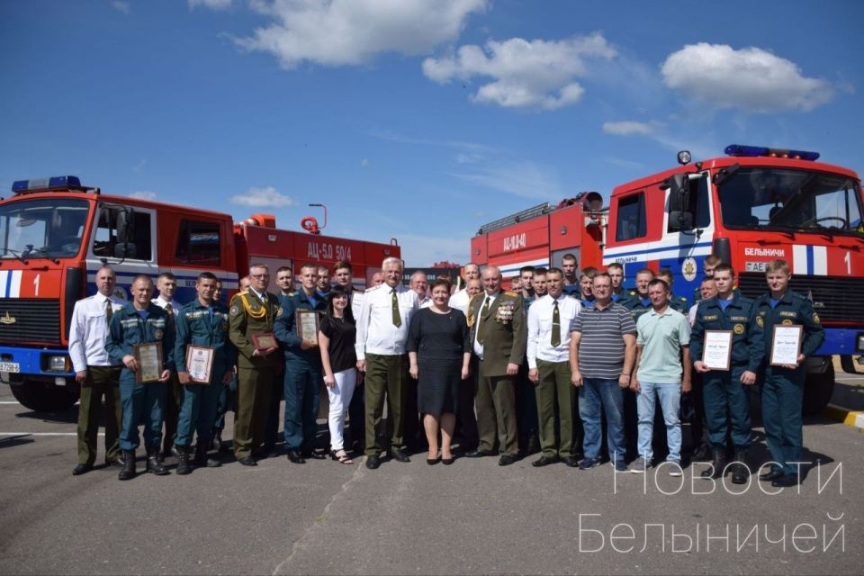 С праздником, дорогие работники пожарной службы Белыничского района!