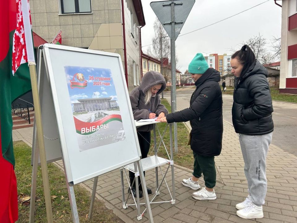 В Белыничах продолжается сбор подписей инициативными группами кандидатов в Президенты 